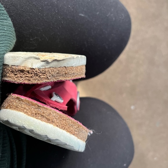 PINK GIZEH BIRKENSTOCKS - Picture 5 of 6